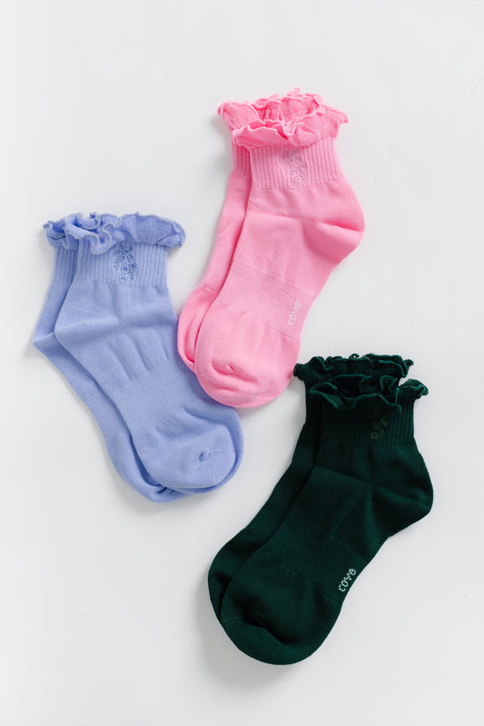 Cove Embroidered Ruffle Quarter