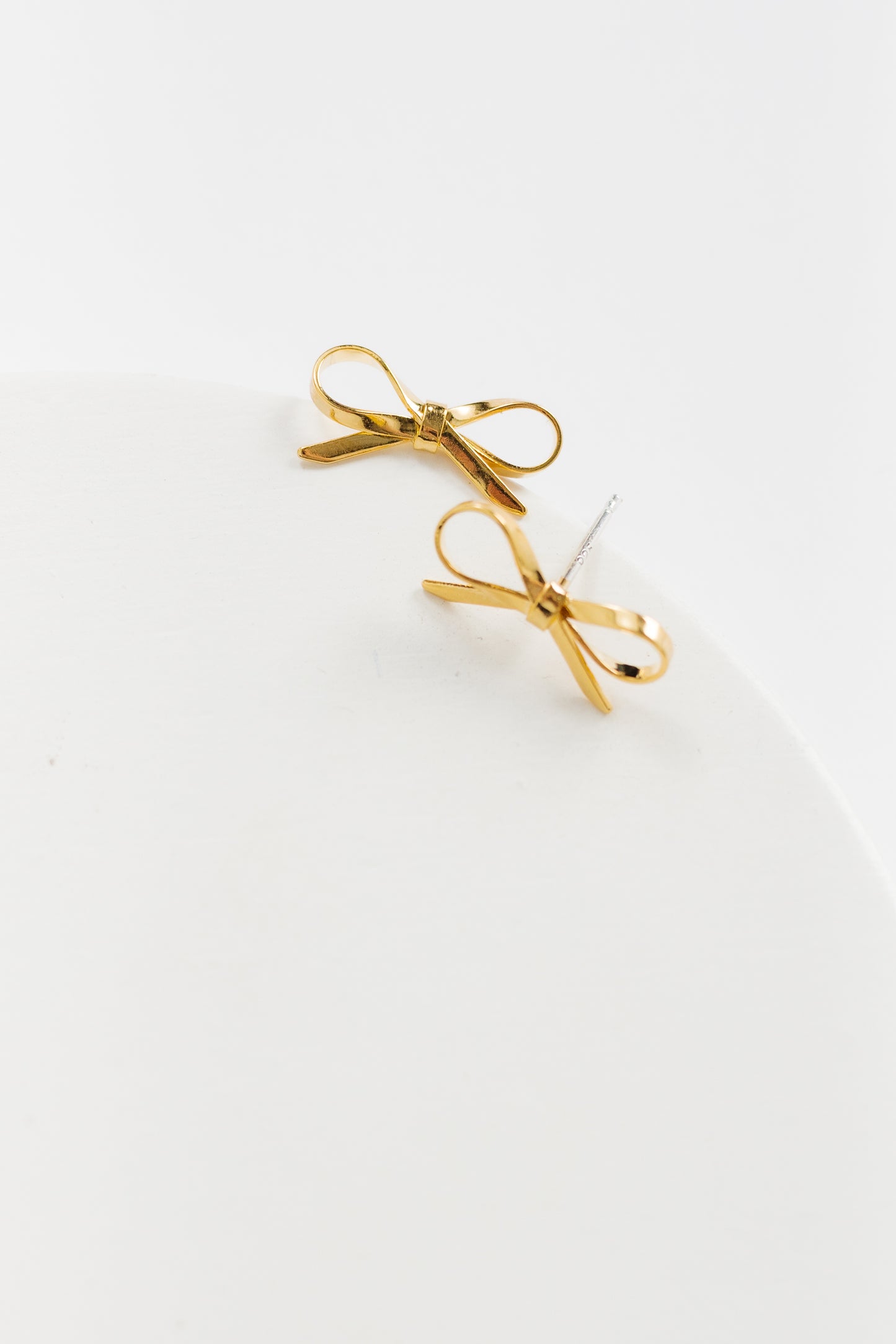 Cove Bow Earrings