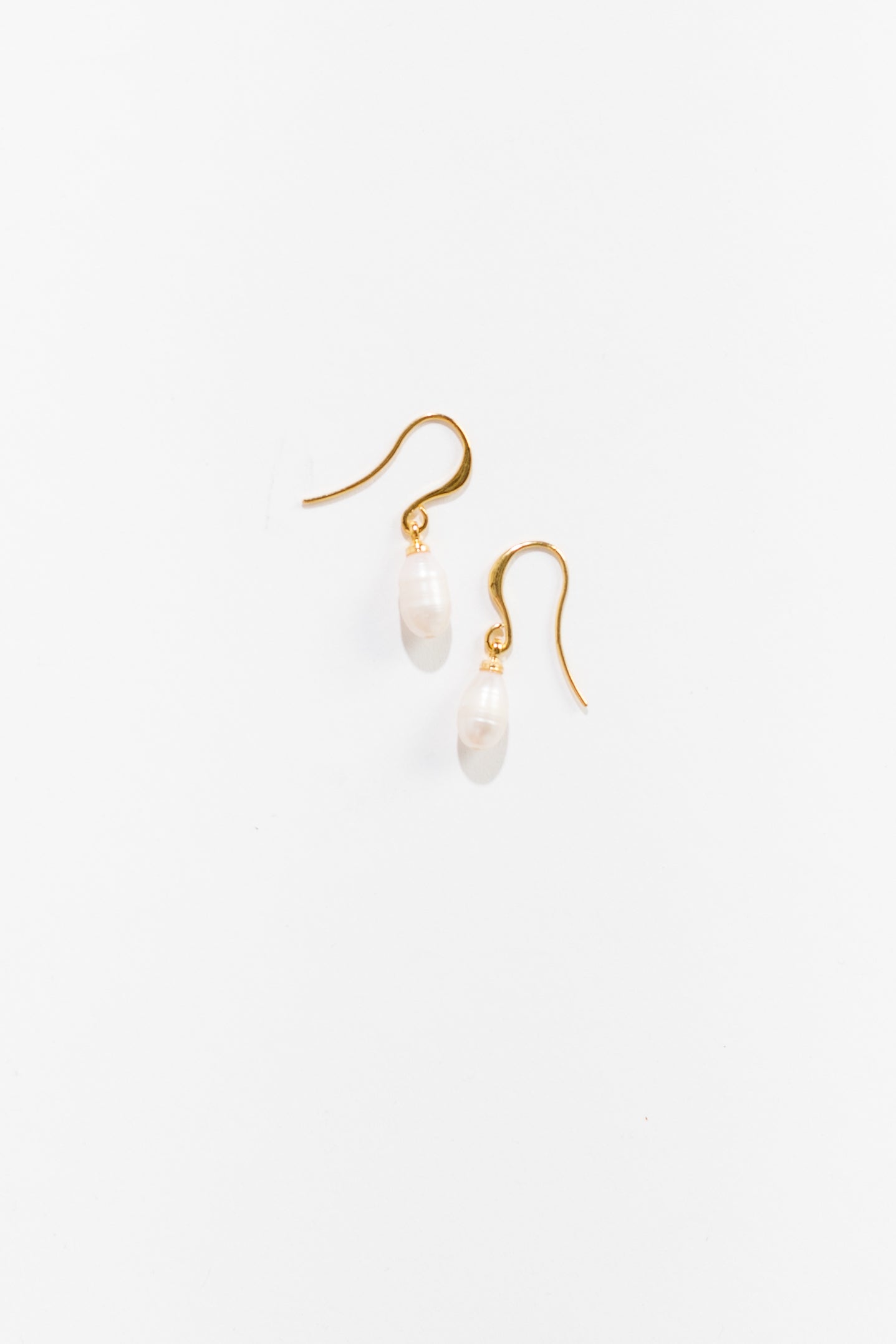 Cove Pearl Drop Earrings