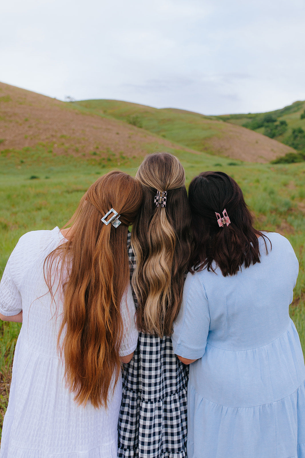 Cove Retro Checkered Hair Claw