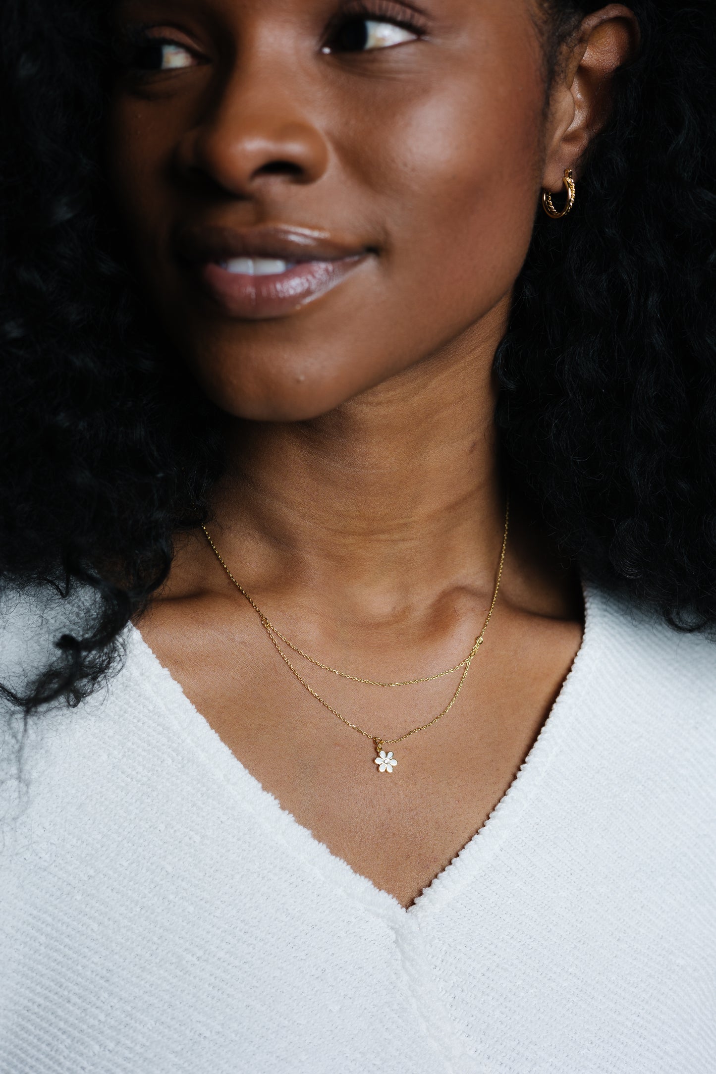 Cove Daisy Double Chain Necklace