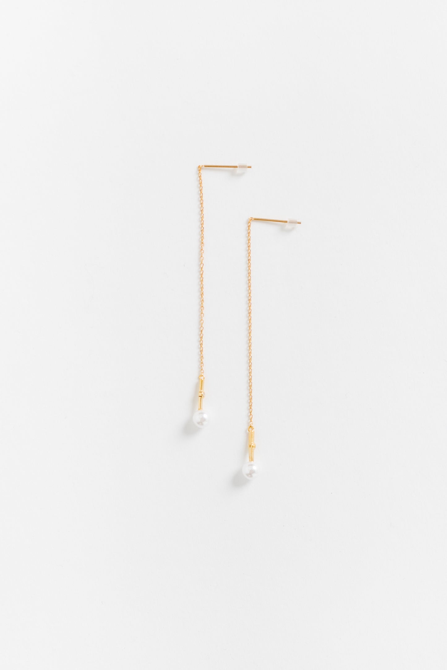 Cove Wire Pearl Earrings