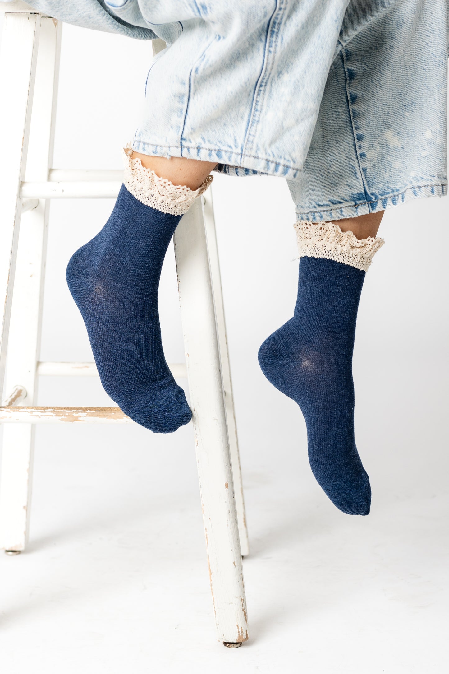 Cove All About Ruffles Socks
