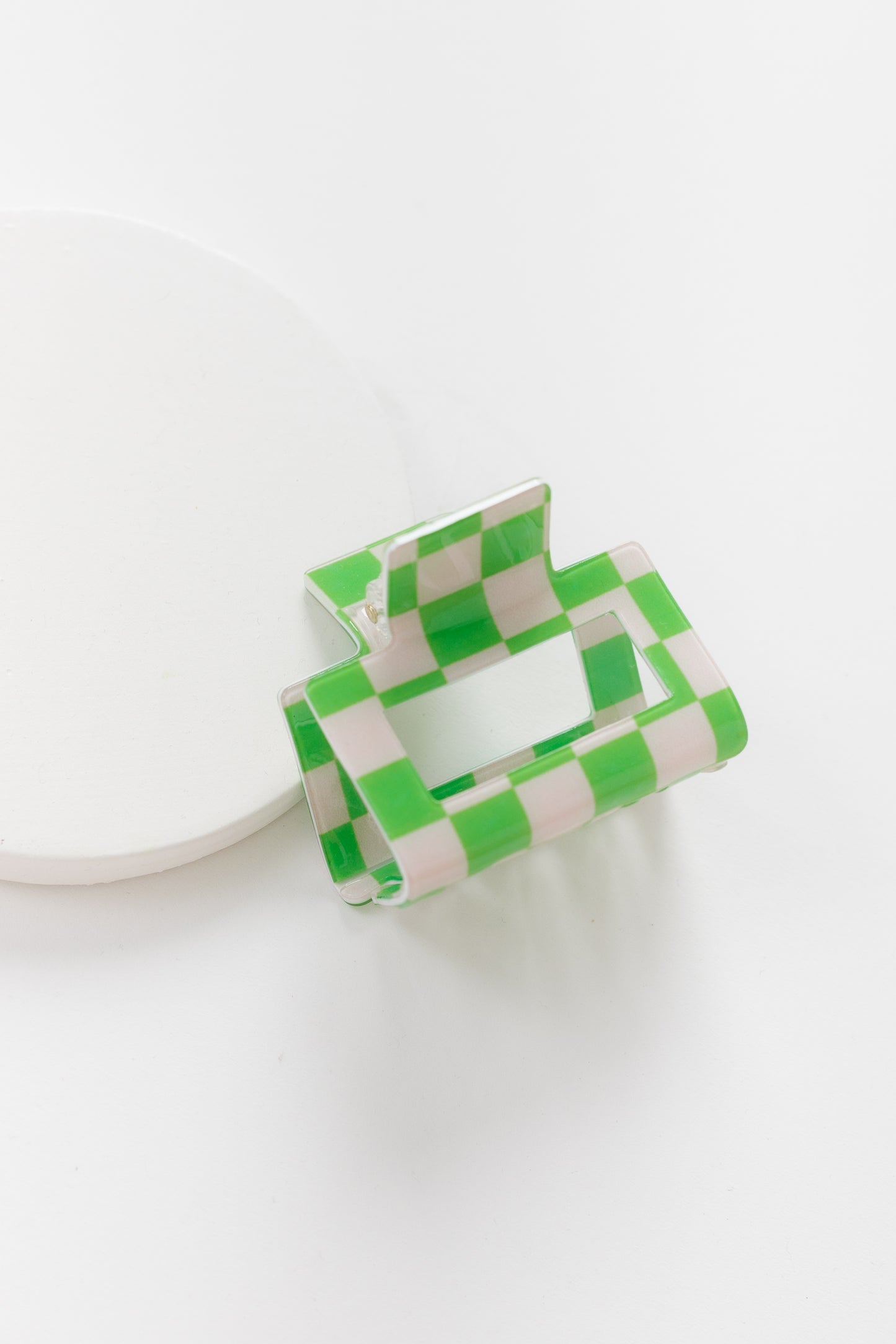 Cove Retro Checkered Hair Claw
