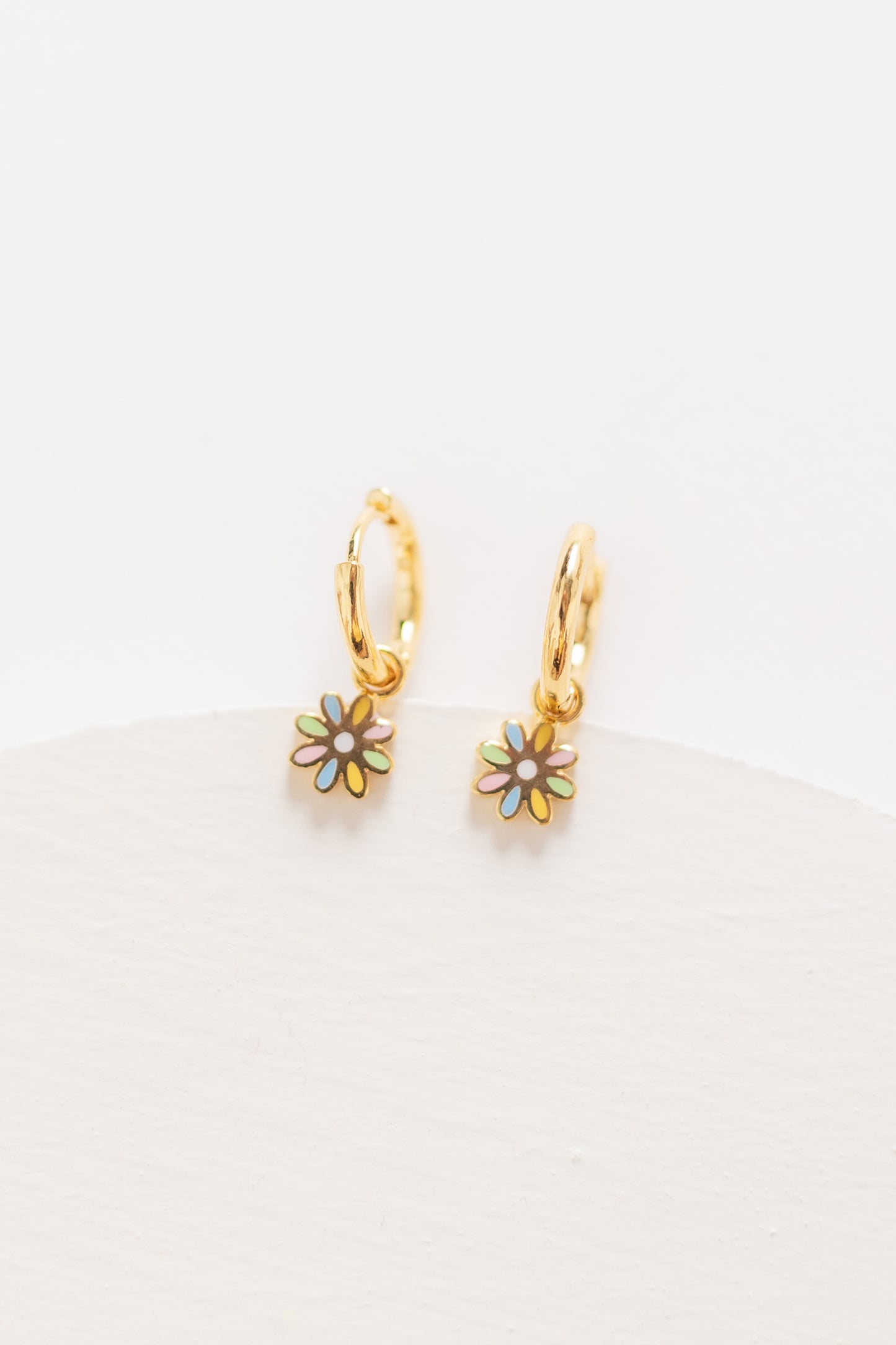 Cove Flower Huggies Earrings