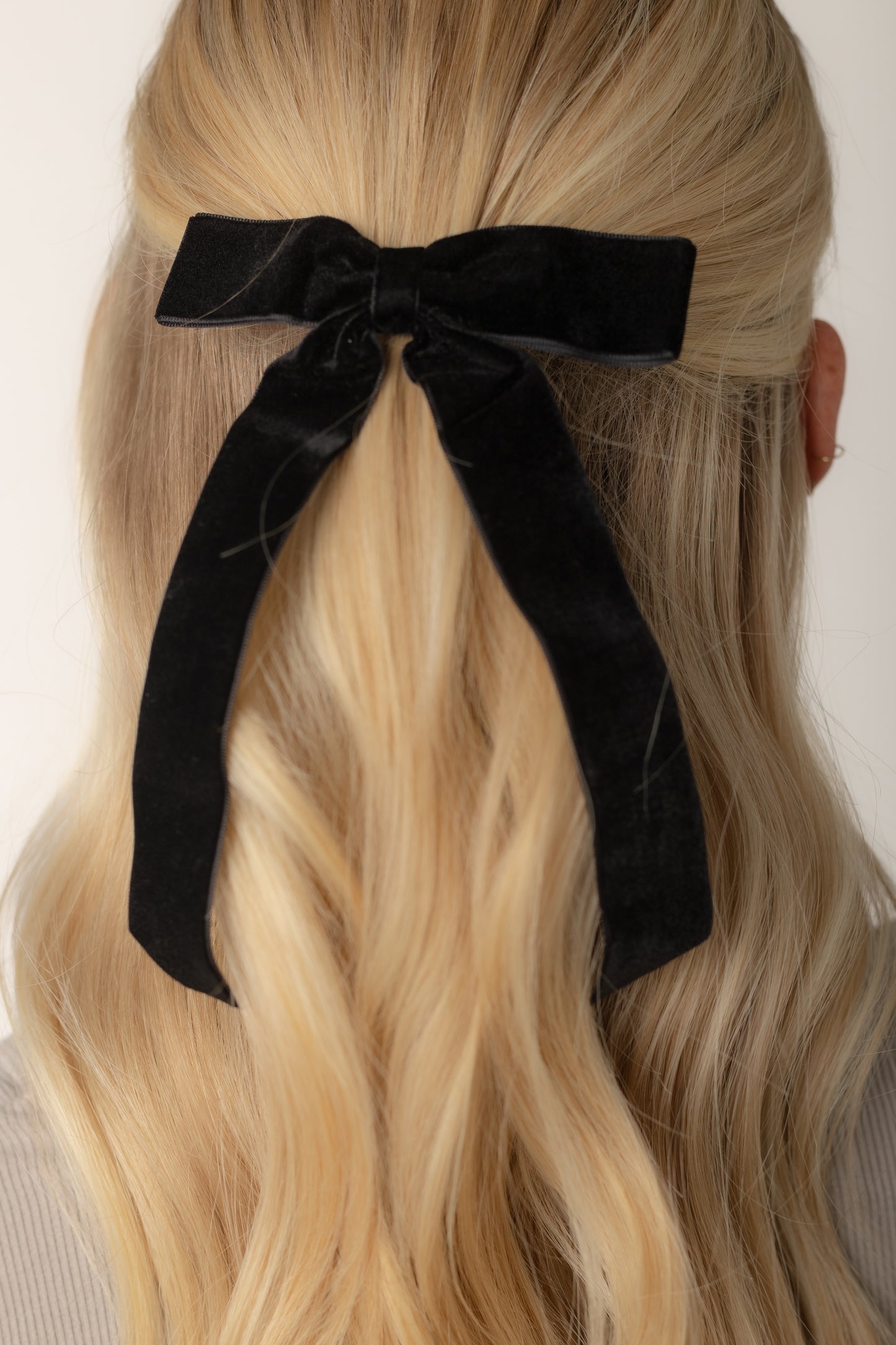 Cove Dressy Petite Velvet Bow